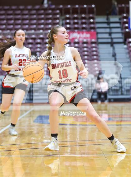 Thumbnail 1 in Grantsville vs. Summit Academy (UHSAA 3A Quarterfinal) photogallery.