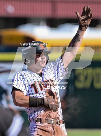 Thumbnail 3 in Douglas vs. Spanish Springs (NIAA 5A Northern Playoffs) photogallery.
