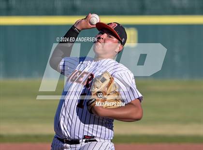 Thumbnail 1 in Douglas vs. Spanish Springs (NIAA 5A Northern Playoffs) photogallery.