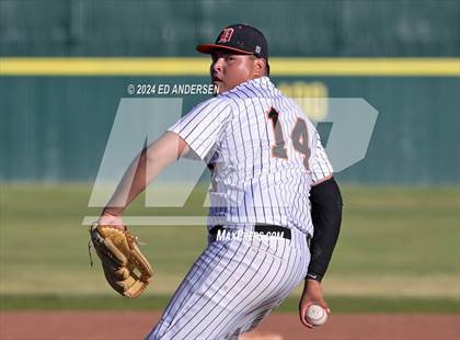 Thumbnail 3 in Douglas vs. Spanish Springs (NIAA 5A Northern Playoffs) photogallery.