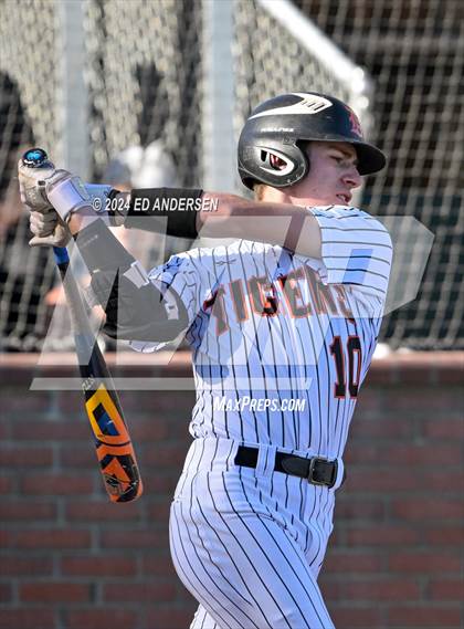 Thumbnail 3 in Douglas vs. Spanish Springs (NIAA 5A Northern Playoffs) photogallery.