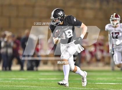 Thumbnail 3 in Dripping Springs vs. Vandegrift (UIL 6A Division II Quarterfinal) photogallery.