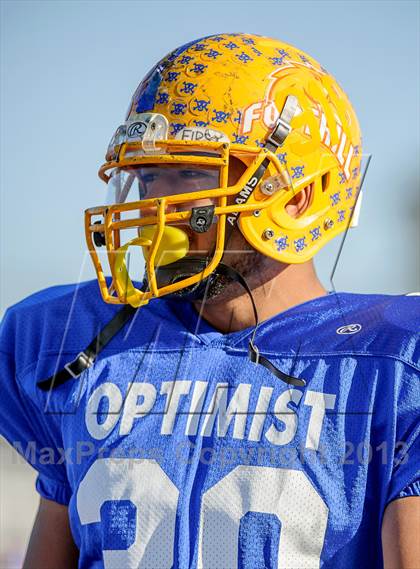 Thumbnail 2 in 57th Sacramento Optimist All-Star Game photogallery.