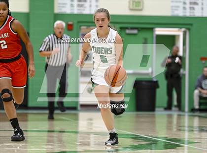 Thumbnail 1 in Wapahani @ Yorktown photogallery.