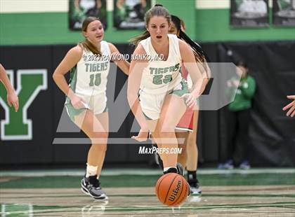 Thumbnail 3 in Wapahani @ Yorktown photogallery.
