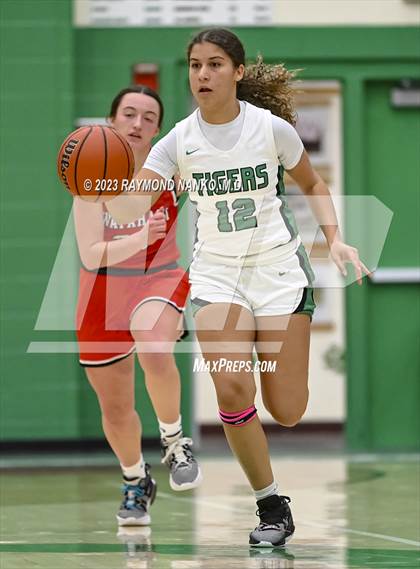 Thumbnail 1 in Wapahani @ Yorktown photogallery.