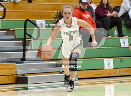 Thumbnail 1 in Wapahani @ Yorktown photogallery.