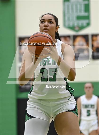 Thumbnail 1 in Wapahani @ Yorktown photogallery.