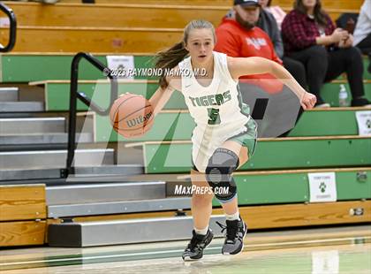 Thumbnail 3 in Wapahani @ Yorktown photogallery.