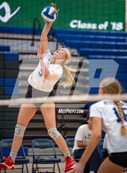 Thumbnail 3 in San Dieguito Academy @ Del Norte photogallery.