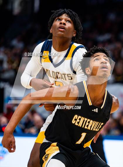 Thumbnail 1 in St. Ignatius vs. Centerville (OHSAA Division 1 Final) photogallery.