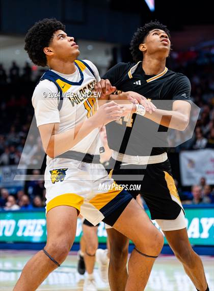 Thumbnail 1 in St. Ignatius vs. Centerville (OHSAA Division 1 Final) photogallery.