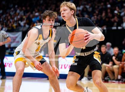 Thumbnail 1 in St. Ignatius vs. Centerville (OHSAA Division 1 Final) photogallery.