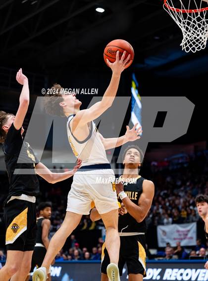 Thumbnail 2 in St. Ignatius vs. Centerville (OHSAA Division 1 Final) photogallery.