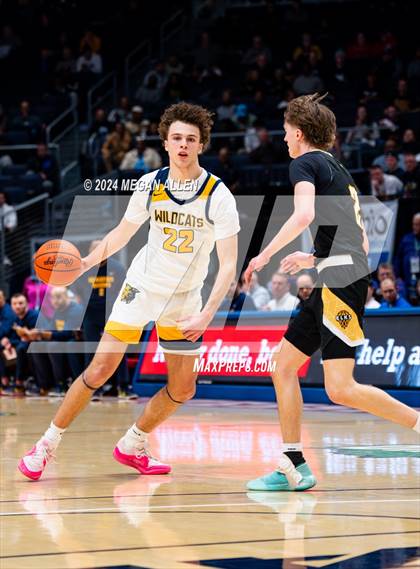 Thumbnail 1 in St. Ignatius vs. Centerville (OHSAA Division 1 Final) photogallery.