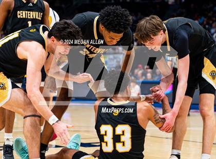 Thumbnail 2 in St. Ignatius vs. Centerville (OHSAA Division 1 Final) photogallery.