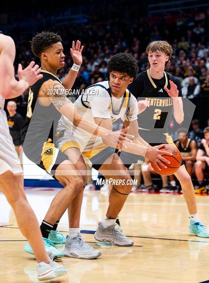 Thumbnail 1 in St. Ignatius vs. Centerville (OHSAA Division 1 Final) photogallery.