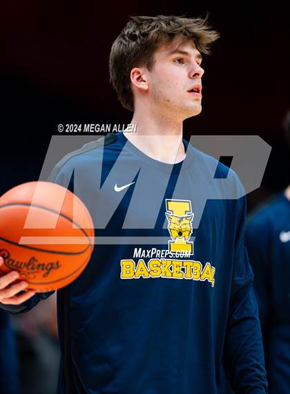 Thumbnail 3 in St. Ignatius vs. Centerville (OHSAA Division 1 Final) photogallery.