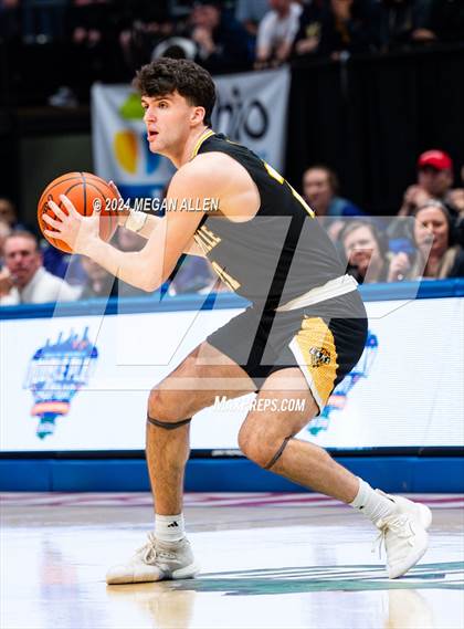 Thumbnail 2 in St. Ignatius vs. Centerville (OHSAA Division 1 Final) photogallery.
