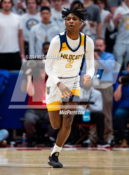 Thumbnail 3 in St. Ignatius vs. Centerville (OHSAA Division 1 Final) photogallery.