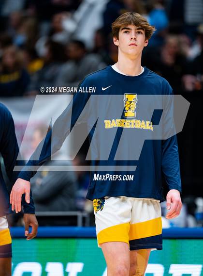 Thumbnail 3 in St. Ignatius vs. Centerville (OHSAA Division 1 Final) photogallery.