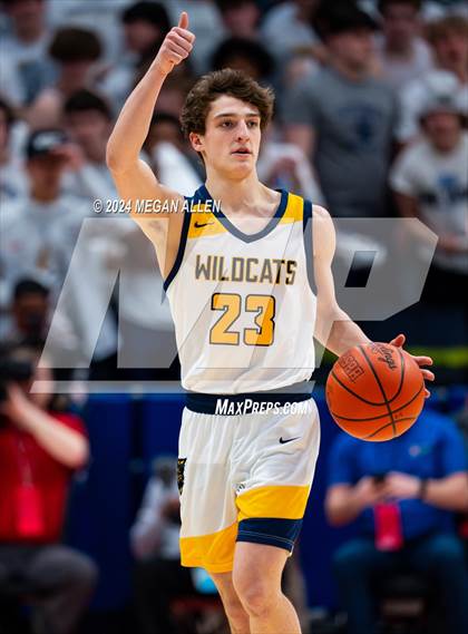 Thumbnail 3 in St. Ignatius vs. Centerville (OHSAA Division 1 Final) photogallery.