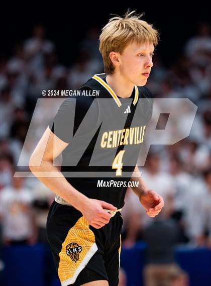 Thumbnail 2 in St. Ignatius vs. Centerville (OHSAA Division 1 Final) photogallery.