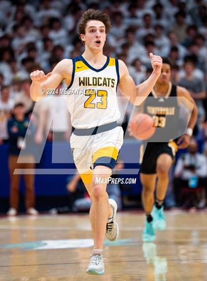 Thumbnail 1 in St. Ignatius vs. Centerville (OHSAA Division 1 Final) photogallery.