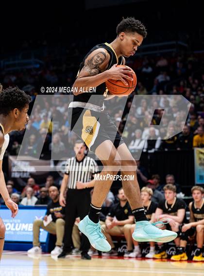 Thumbnail 1 in St. Ignatius vs. Centerville (OHSAA Division 1 Final) photogallery.