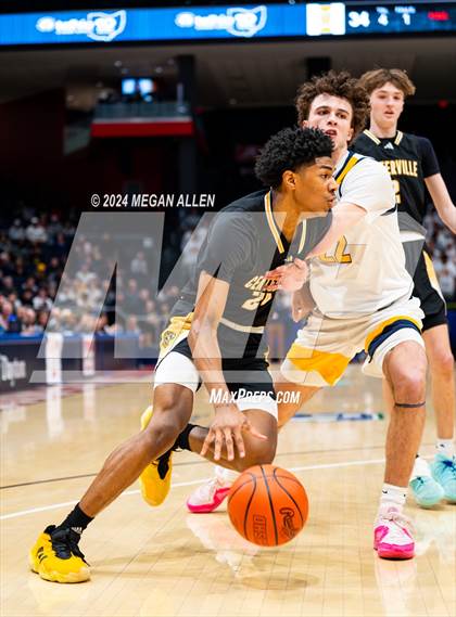 Thumbnail 1 in St. Ignatius vs. Centerville (OHSAA Division 1 Final) photogallery.