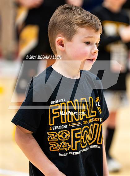 Thumbnail 3 in St. Ignatius vs. Centerville (OHSAA Division 1 Final) photogallery.