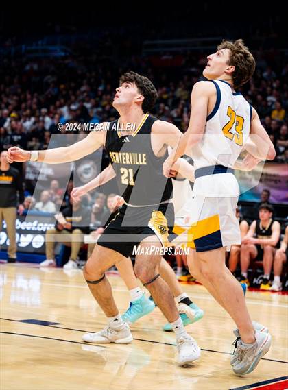 Thumbnail 3 in St. Ignatius vs. Centerville (OHSAA Division 1 Final) photogallery.