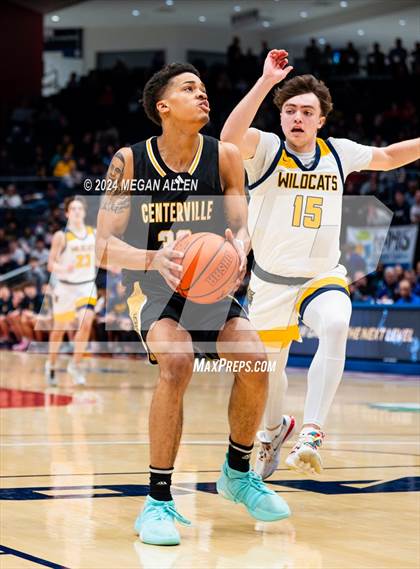 Thumbnail 3 in St. Ignatius vs. Centerville (OHSAA Division 1 Final) photogallery.