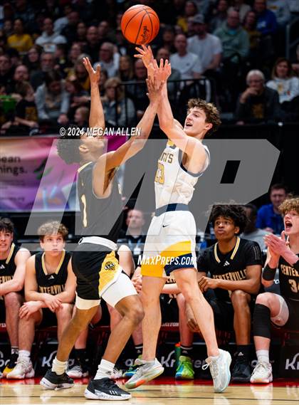 Thumbnail 3 in St. Ignatius vs. Centerville (OHSAA Division 1 Final) photogallery.
