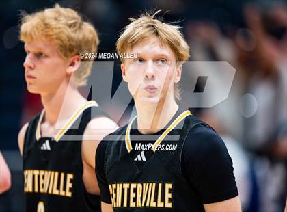 Thumbnail 1 in St. Ignatius vs. Centerville (OHSAA Division 1 Final) photogallery.