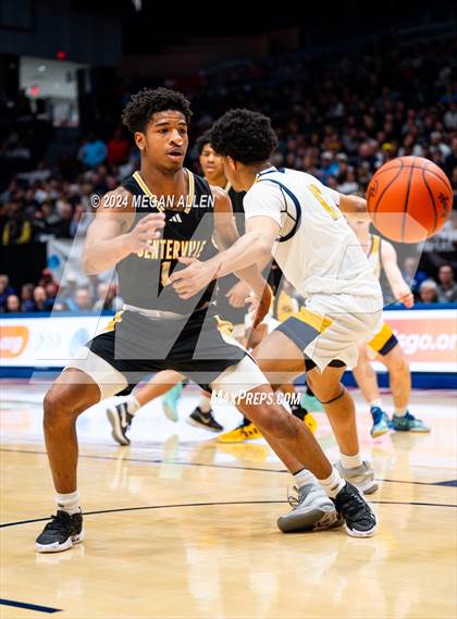 Thumbnail 1 in St. Ignatius vs. Centerville (OHSAA Division 1 Final) photogallery.