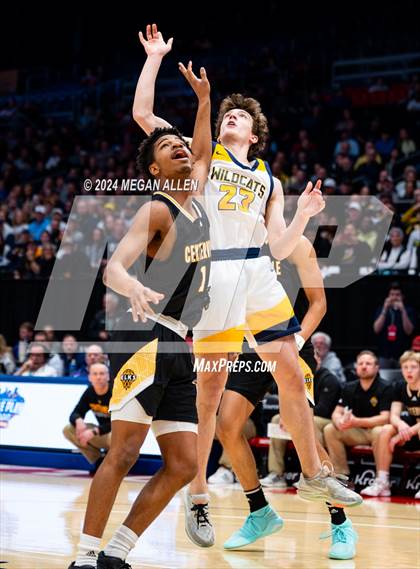 Thumbnail 3 in St. Ignatius vs. Centerville (OHSAA Division 1 Final) photogallery.