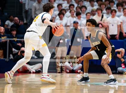 Thumbnail 3 in St. Ignatius vs. Centerville (OHSAA Division 1 Final) photogallery.