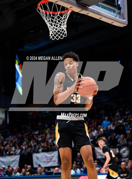 Thumbnail 2 in St. Ignatius vs. Centerville (OHSAA Division 1 Final) photogallery.