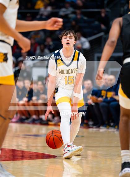 Thumbnail 3 in St. Ignatius vs. Centerville (OHSAA Division 1 Final) photogallery.