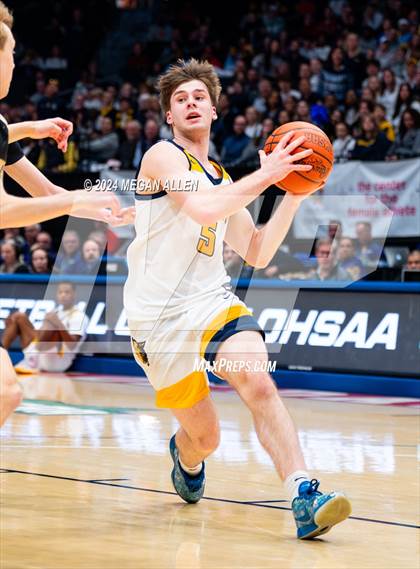 Thumbnail 3 in St. Ignatius vs. Centerville (OHSAA Division 1 Final) photogallery.