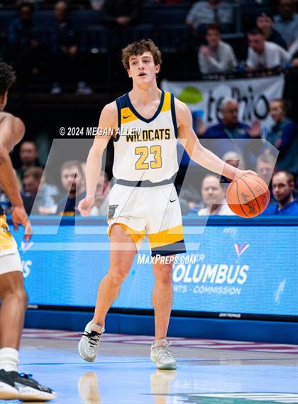 Thumbnail 3 in St. Ignatius vs. Centerville (OHSAA Division 1 Final) photogallery.