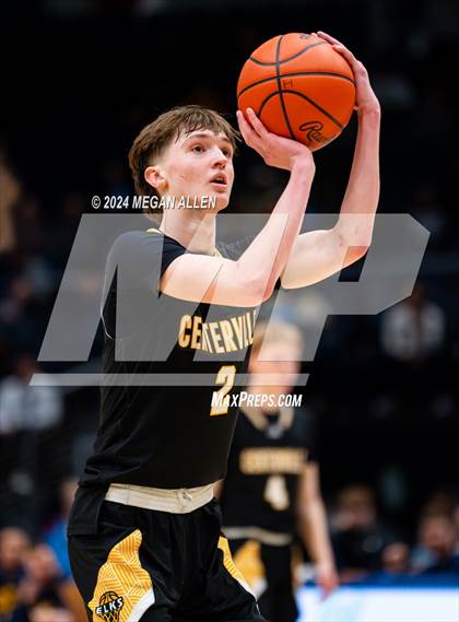 Thumbnail 1 in St. Ignatius vs. Centerville (OHSAA Division 1 Final) photogallery.