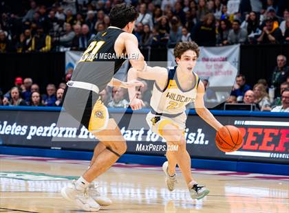 Thumbnail 2 in St. Ignatius vs. Centerville (OHSAA Division 1 Final) photogallery.