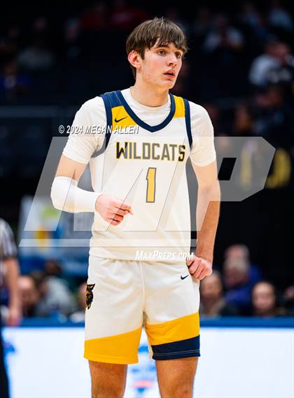 Thumbnail 2 in St. Ignatius vs. Centerville (OHSAA Division 1 Final) photogallery.