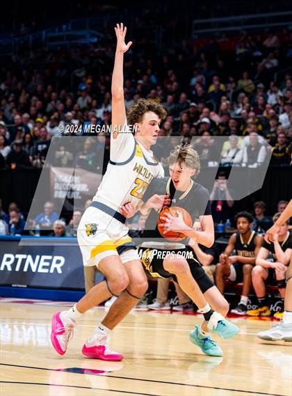 Thumbnail 3 in St. Ignatius vs. Centerville (OHSAA Division 1 Final) photogallery.