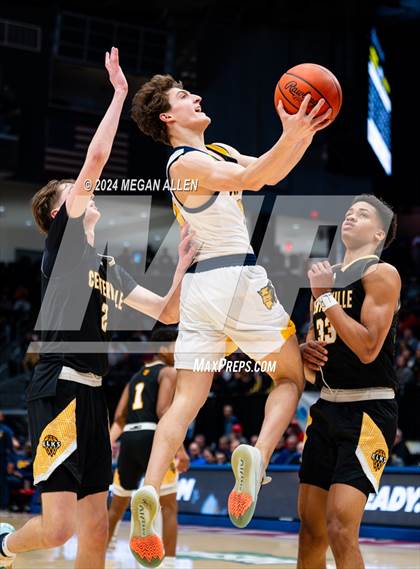 Thumbnail 3 in St. Ignatius vs. Centerville (OHSAA Division 1 Final) photogallery.