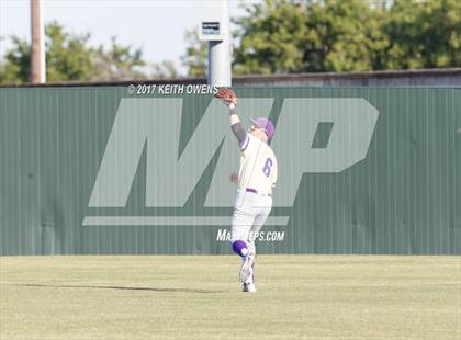Thumbnail 2 in Denton @ Aledo (UIL 5A Region1 Bi-District Playoff) photogallery.