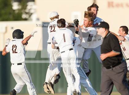 Thumbnail 3 in Denton @ Aledo (UIL 5A Region1 Bi-District Playoff) photogallery.