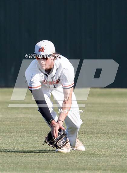 Thumbnail 3 in Denton @ Aledo (UIL 5A Region1 Bi-District Playoff) photogallery.